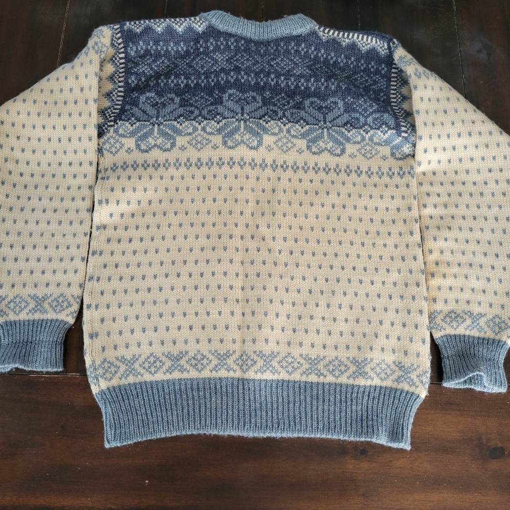 Vintage LL Bean 100% Wool Sweater Size 42/XL Made In Norway - Picture 16 of 16